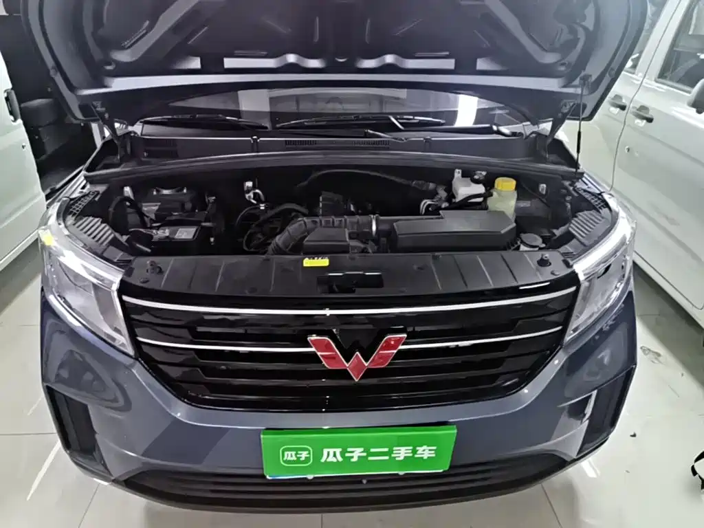 Wuling Hongguang PLUS — фото 19