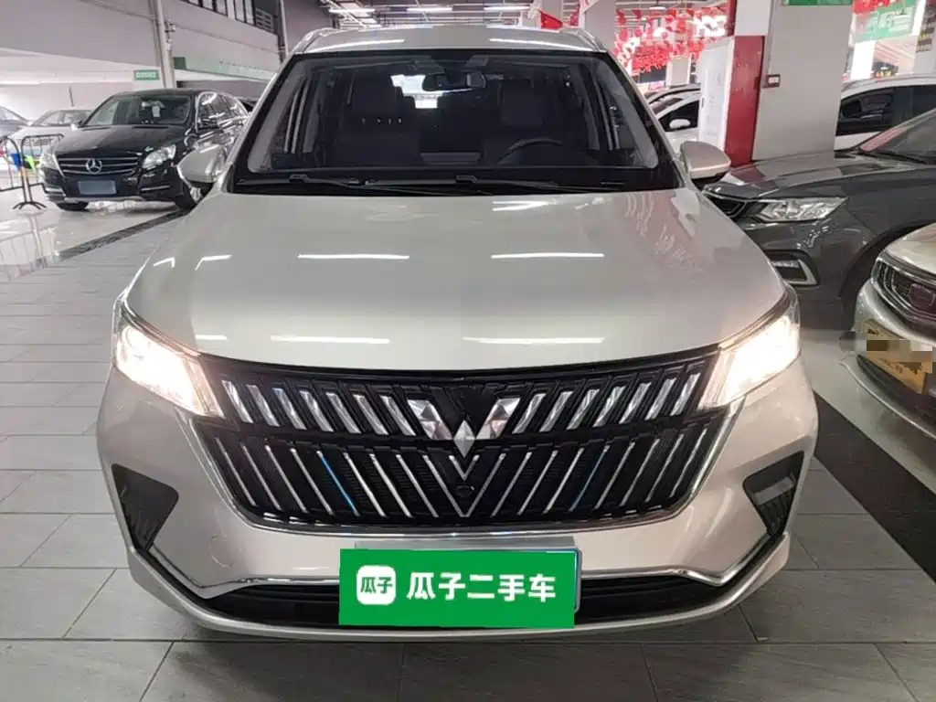 Wuling Jiachen — фото 2