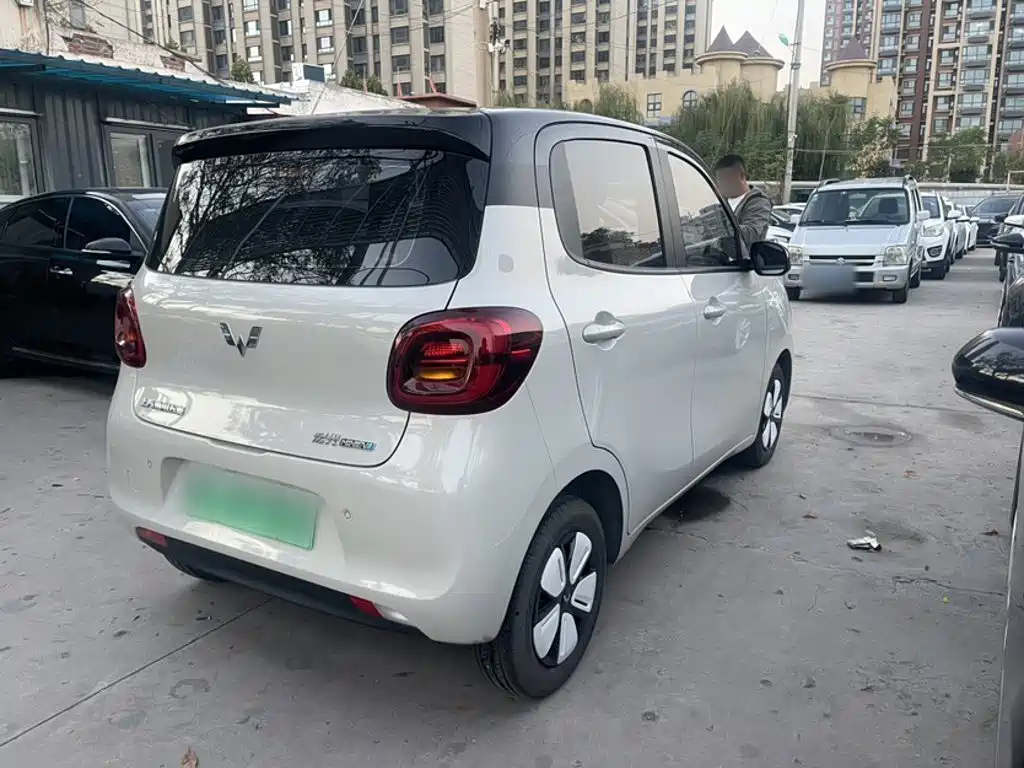 Wuling MINIEV — фото 8