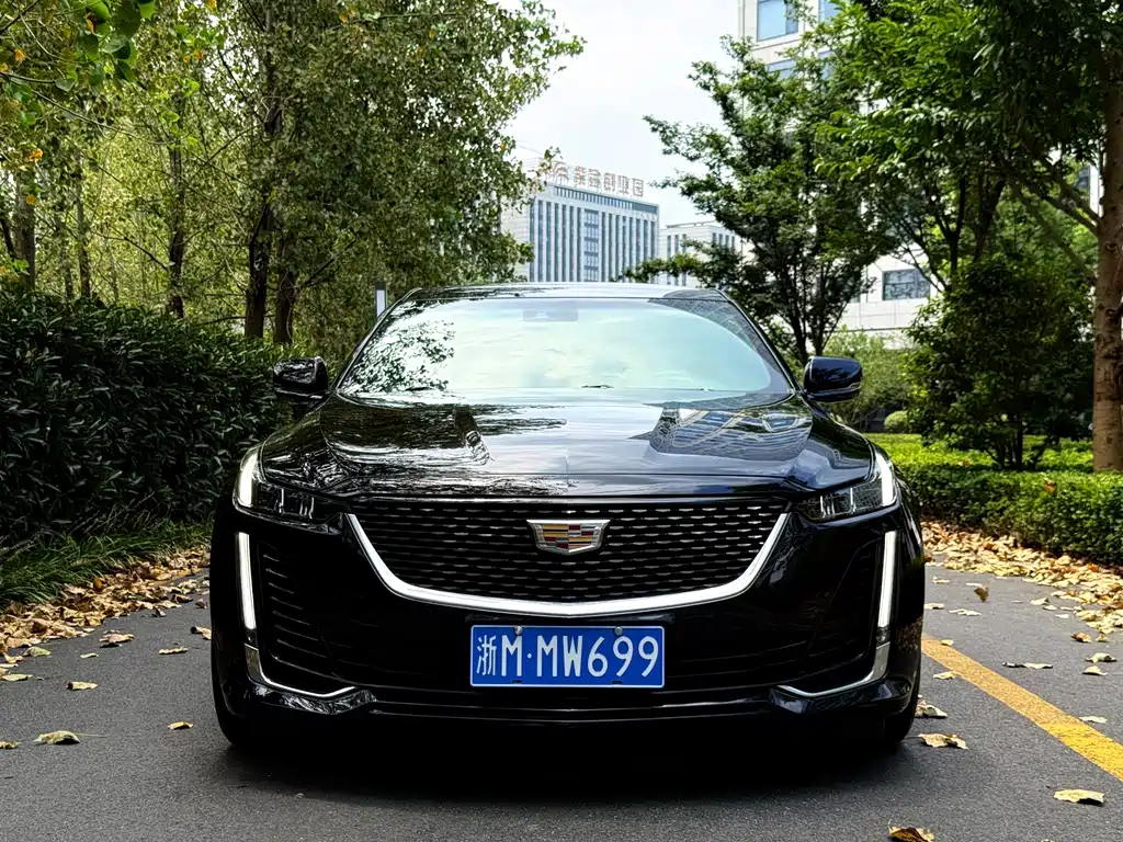 Cadillac CT5 — фото 2