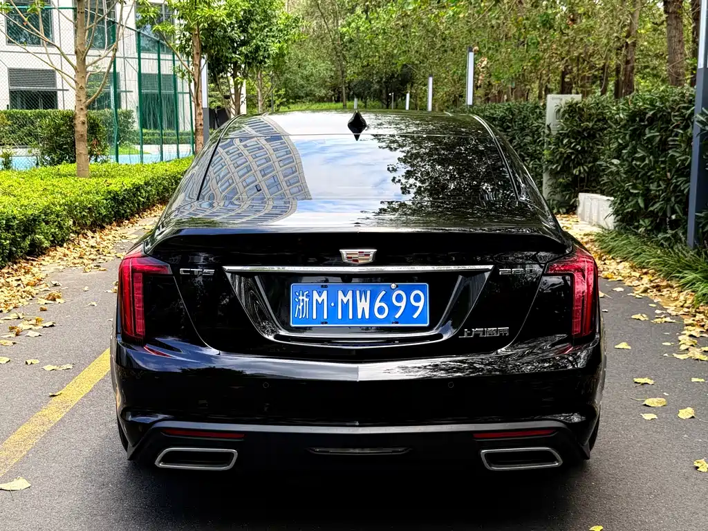 Cadillac CT5 — фото 4