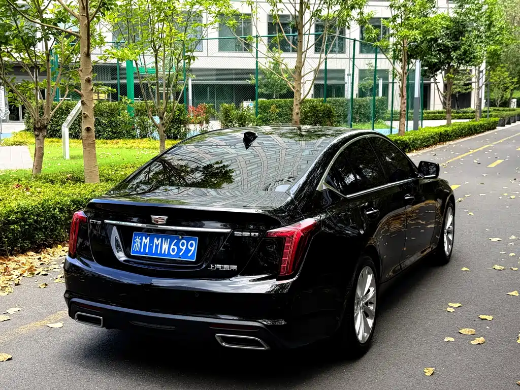 Cadillac CT5 — фото 5