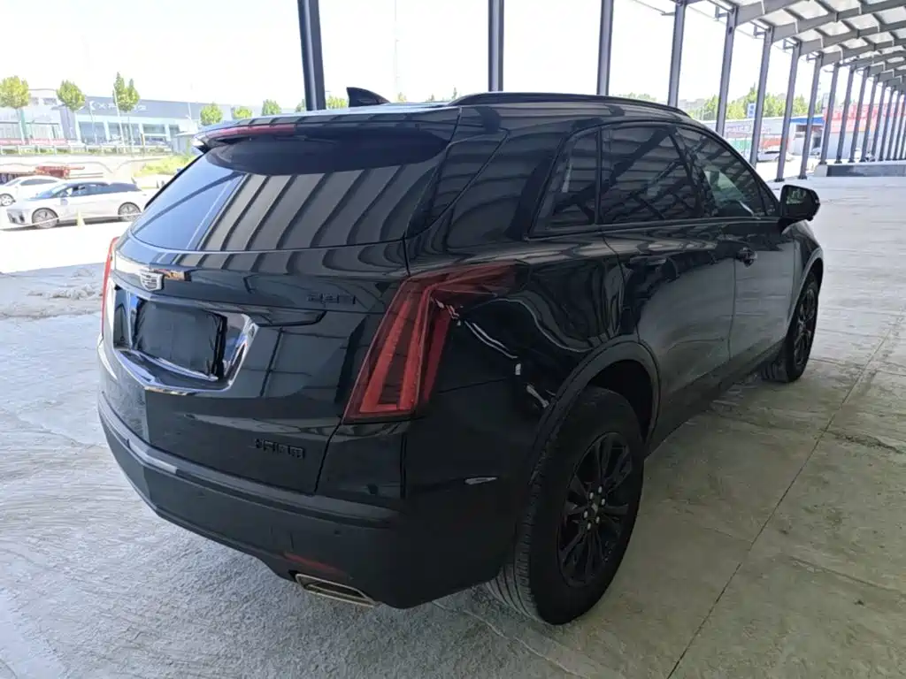 Cadillac XT5 — фото 7