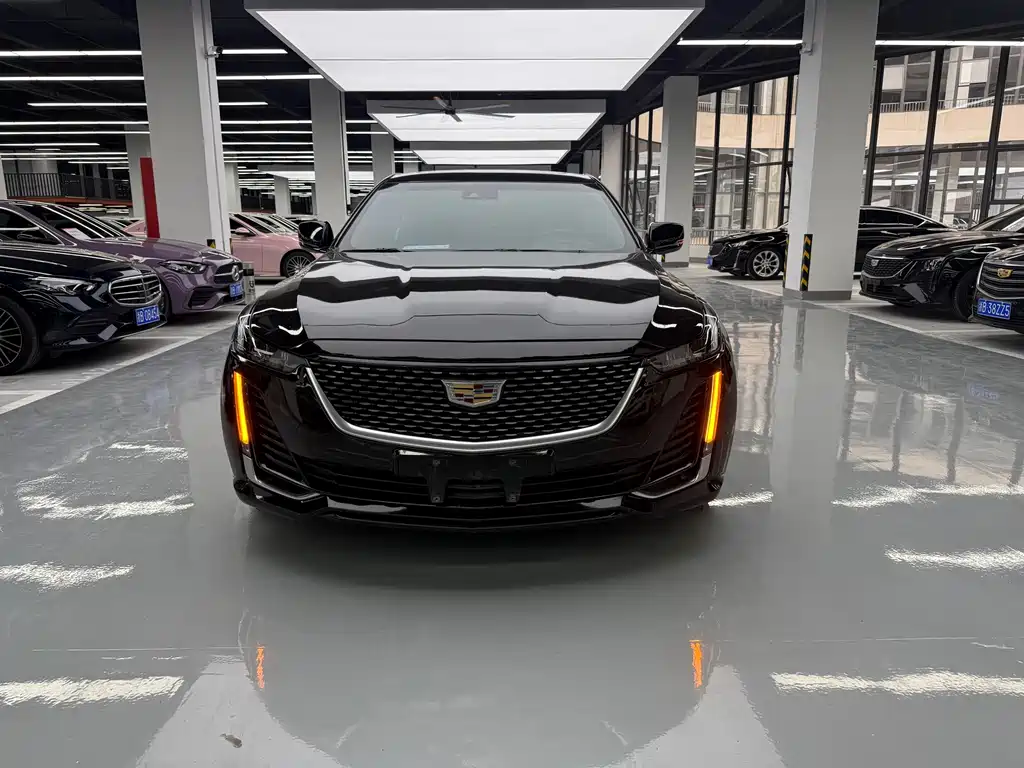 Cadillac CT5 — фото 2