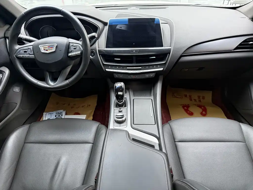 Cadillac CT5 — фото 4