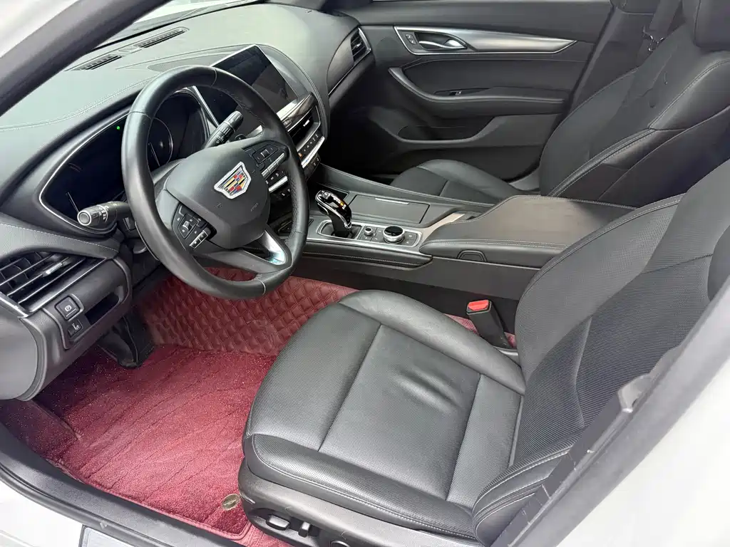 Cadillac CT5 — фото 5
