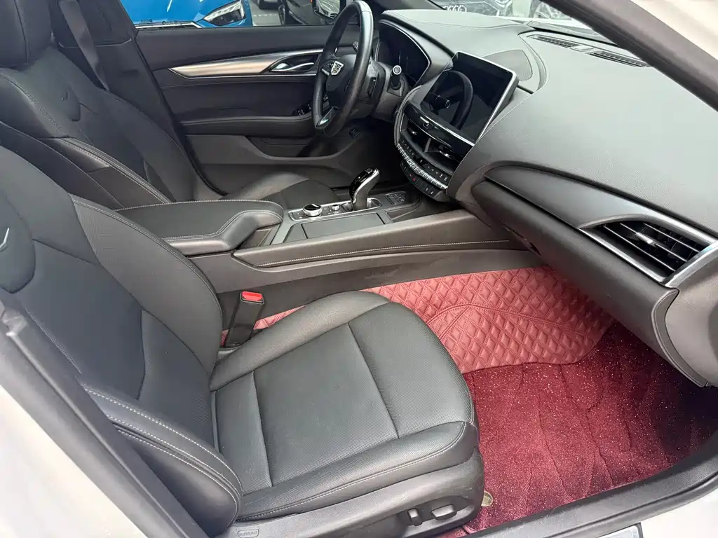 Cadillac CT5 — фото 6