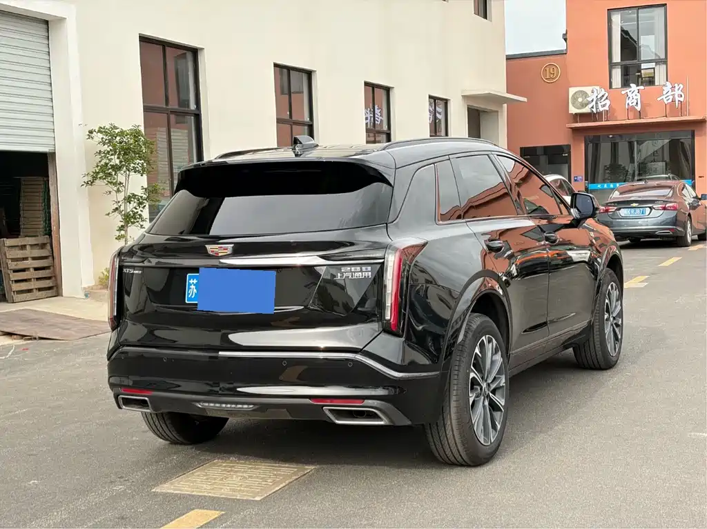 Cadillac XT5 — фото 7