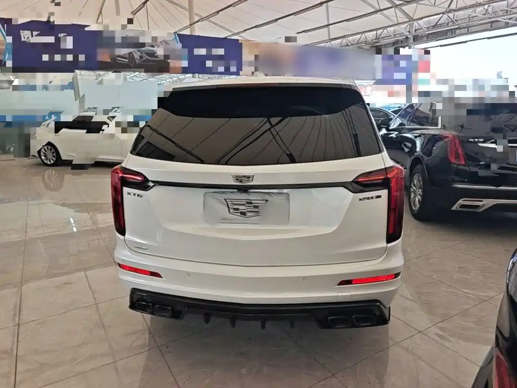 Cadillac XT6 — фото 6