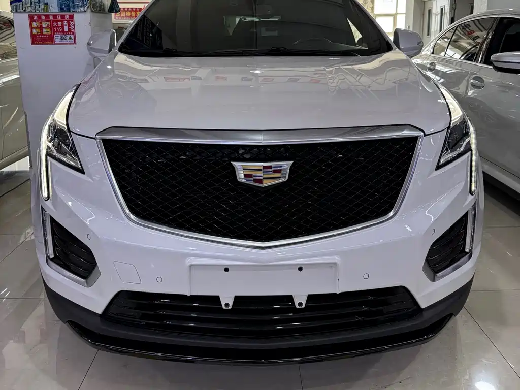 Cadillac XT5 — фото 2