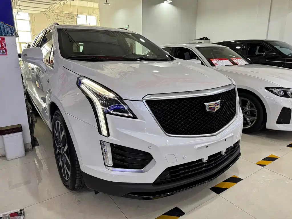 Cadillac XT5 — фото 3