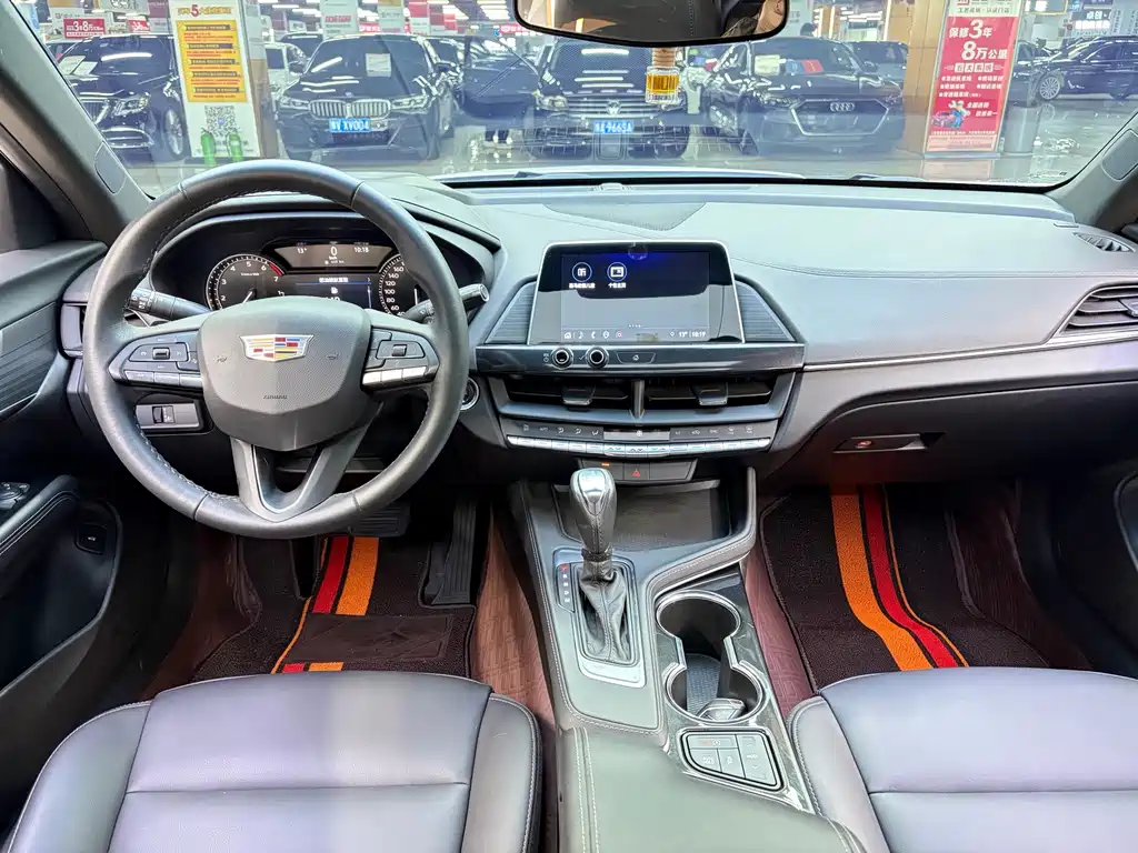 Cadillac CT4 — фото 5