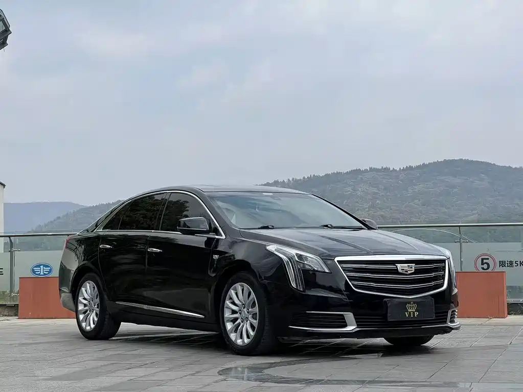 Cadillac XTS — фото 3