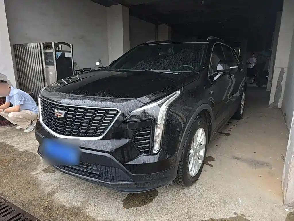 Cadillac XT4 — фото 2