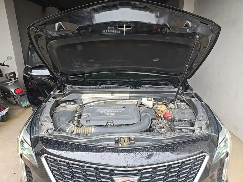 Cadillac XT4 — фото 20