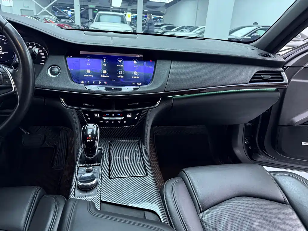 Cadillac CT6 — фото 6