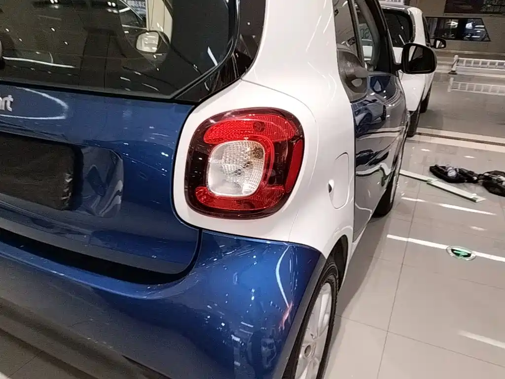 smart Smart Fortwo — фото 7