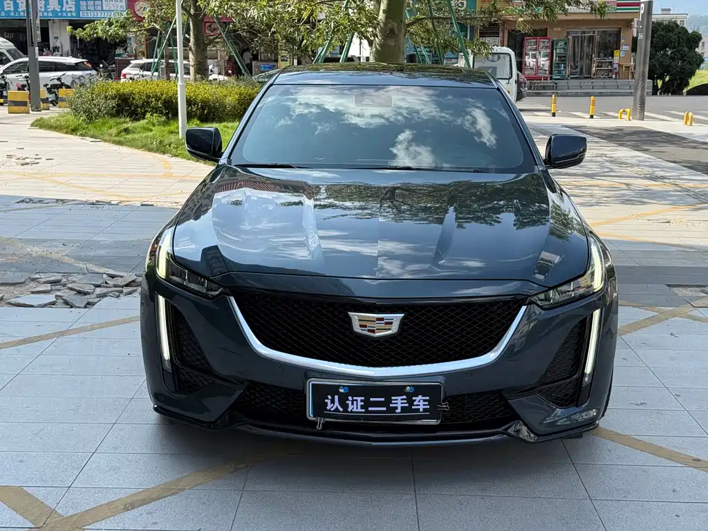 Cadillac CT5 — фото 2