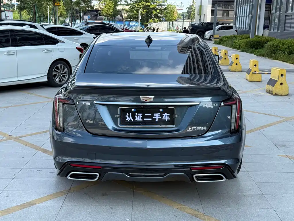 Cadillac CT5 — фото 11