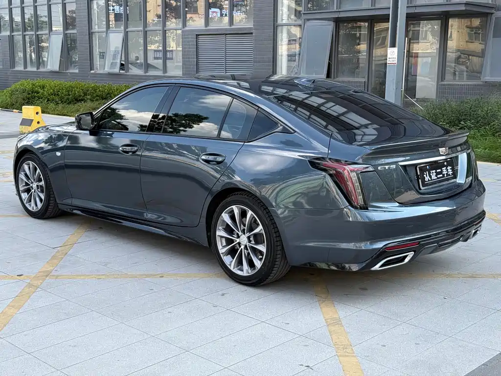 Cadillac CT5 — фото 4