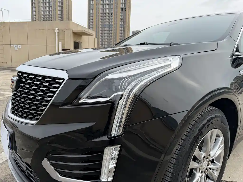 Cadillac XT5 — фото 7