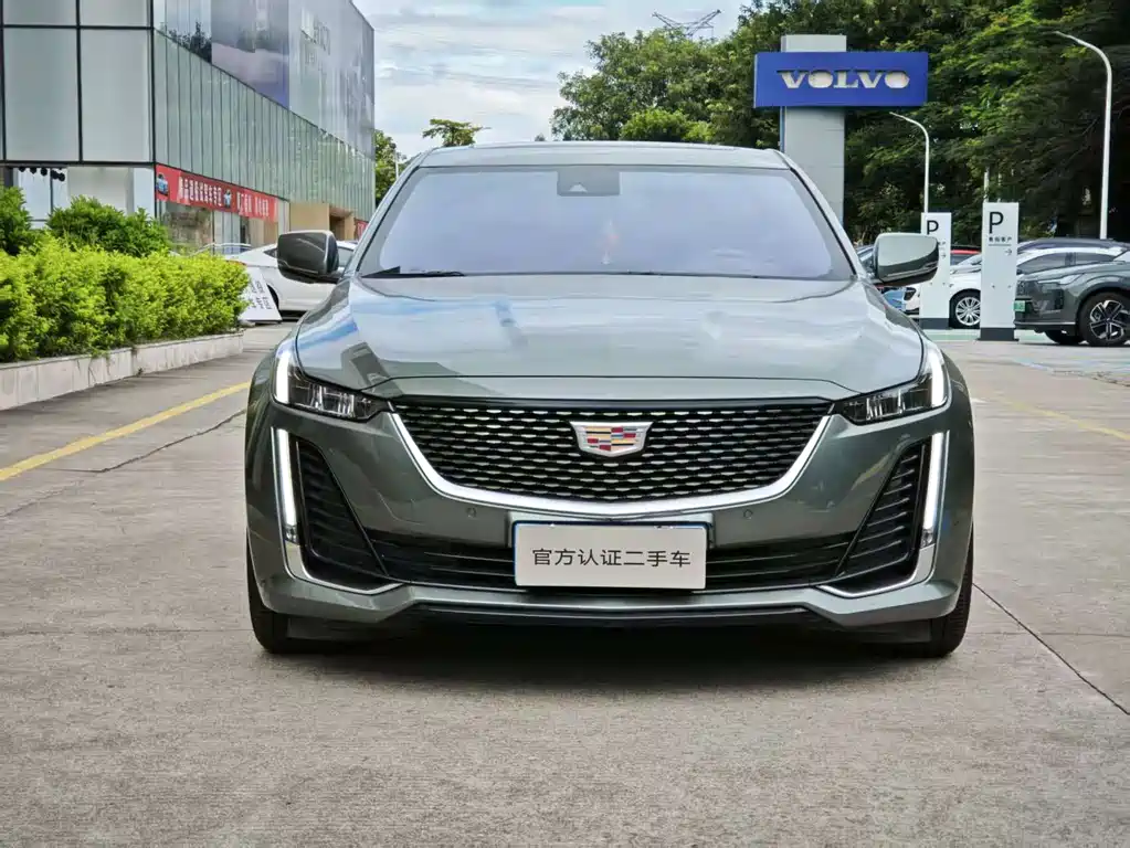 Cadillac CT5 — фото 2