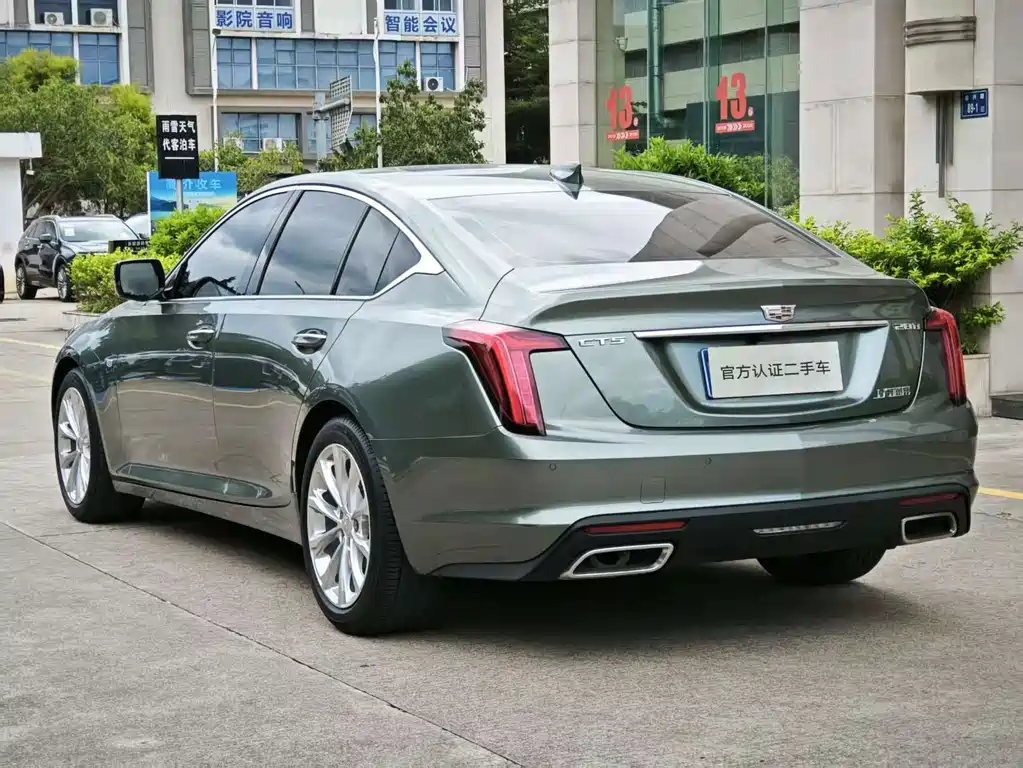 Cadillac CT5 — фото 6