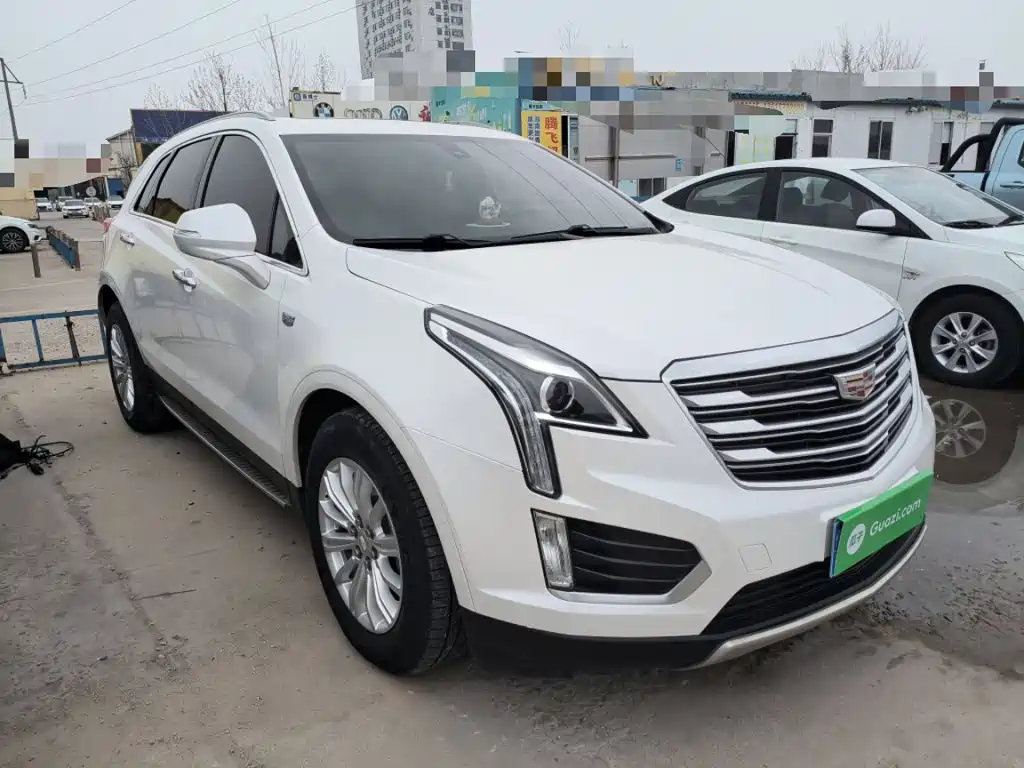 Cadillac XT5 — фото 22