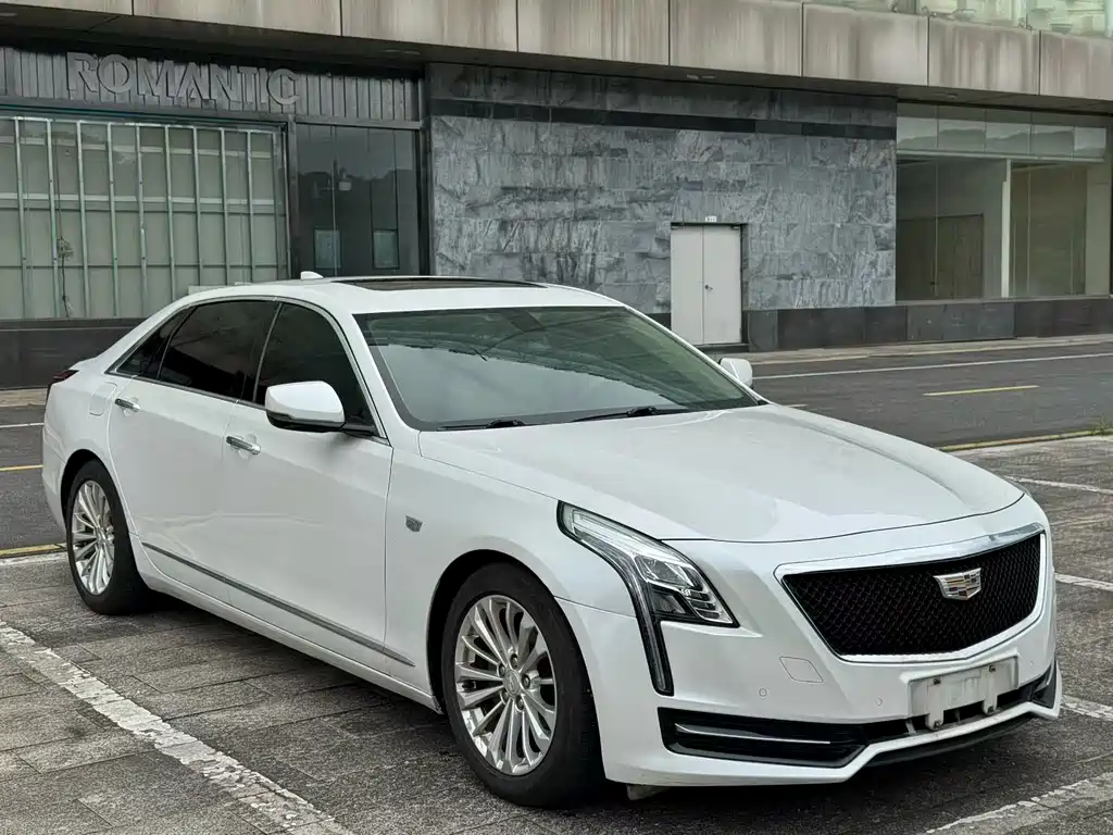 Cadillac CT6 — фото 3