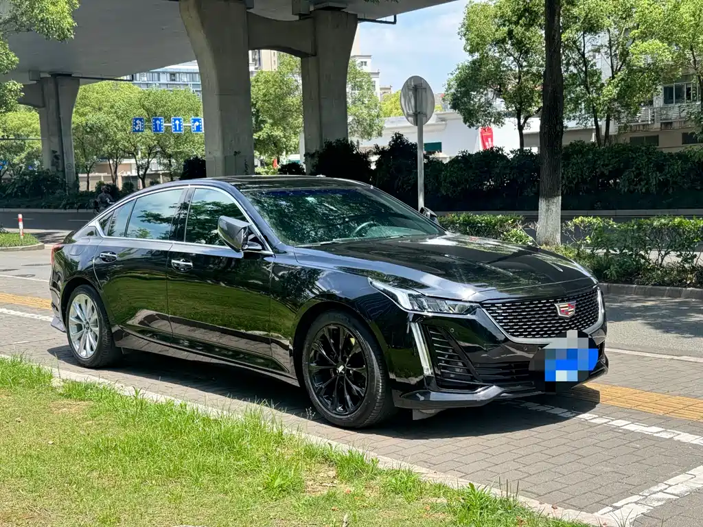 Cadillac CT5 — фото 3