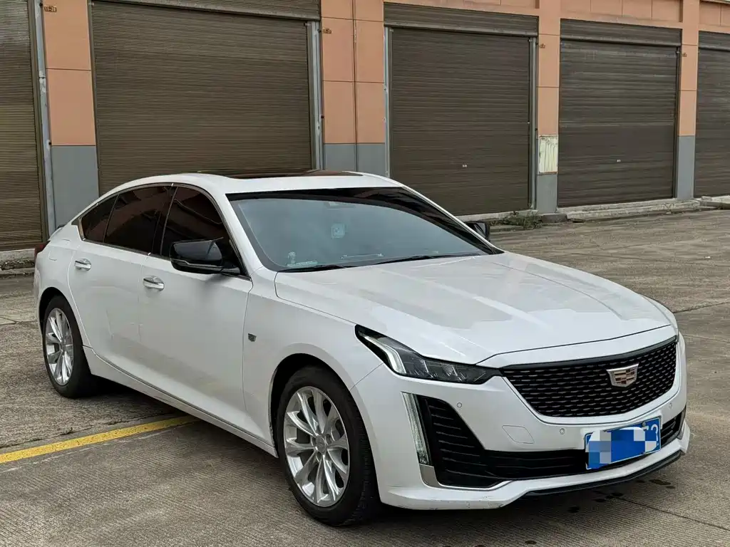 Cadillac CT5 — фото 3