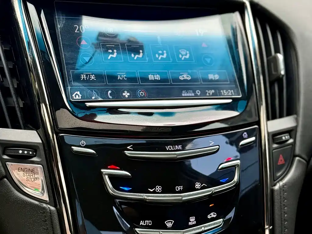 Cadillac ATS-L — фото 23