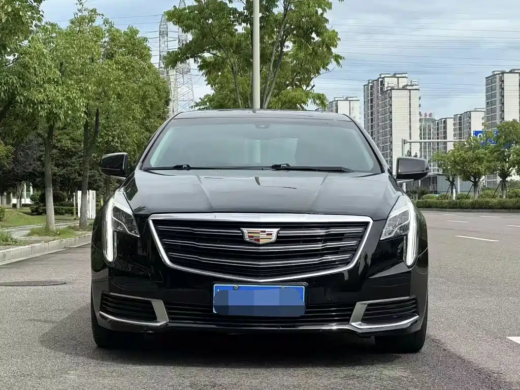 Cadillac XTS — фото 2