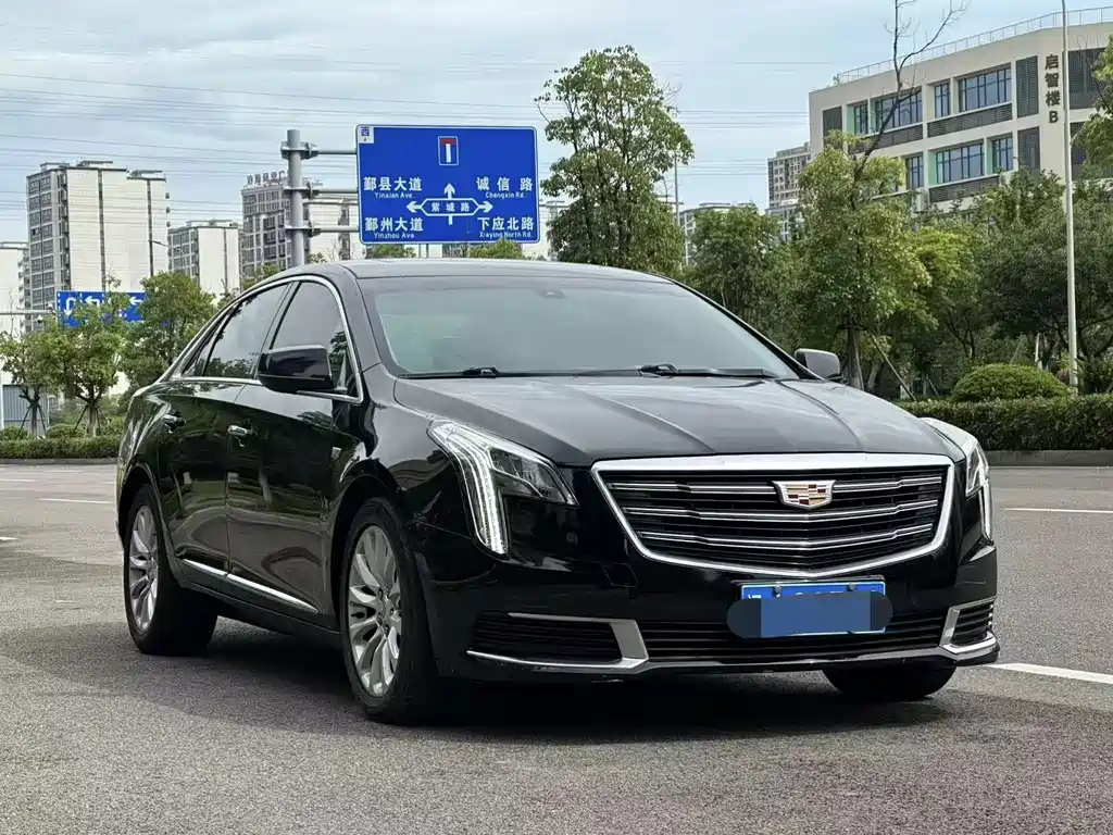 Cadillac XTS — фото 3
