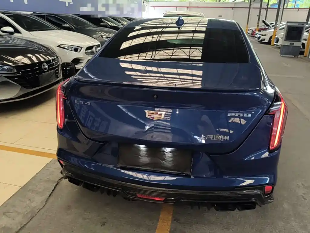 Cadillac CT4 — фото 6