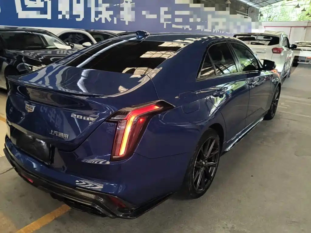 Cadillac CT4 — фото 7
