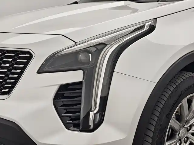 Cadillac XT4 — фото 10