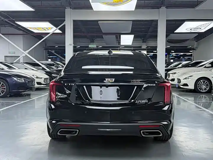 Cadillac CT5 — фото 15