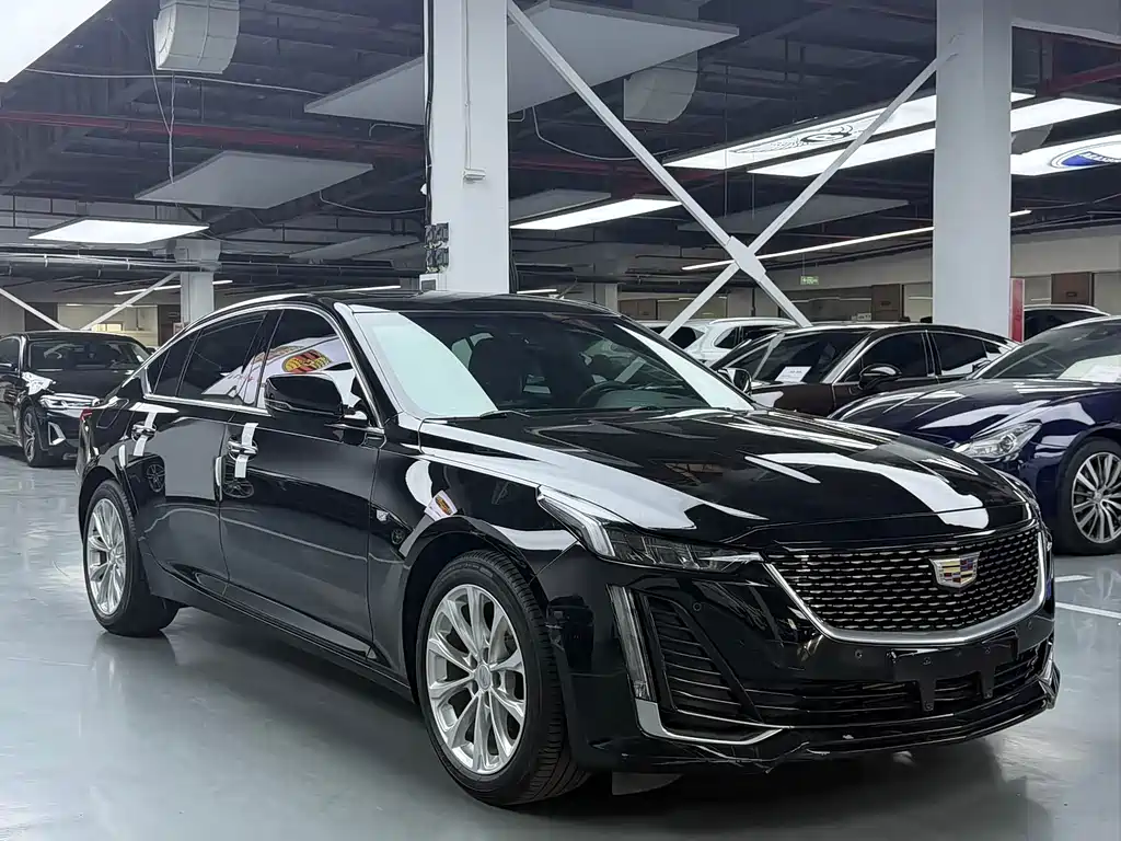 Cadillac CT5 — фото 3