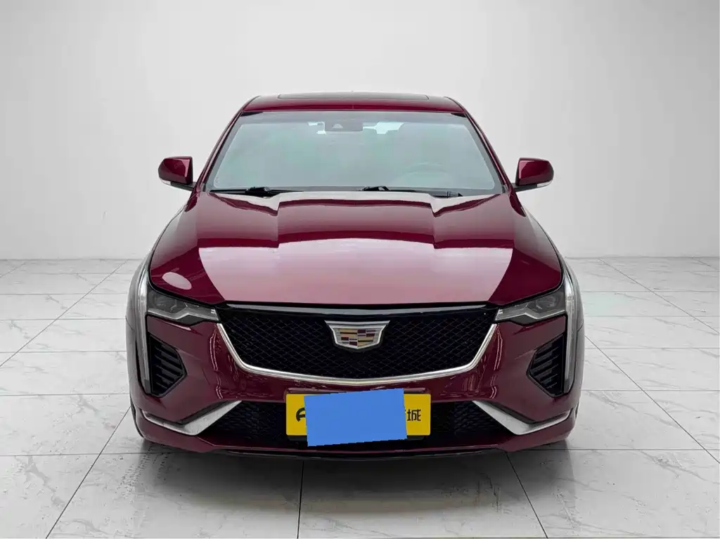 Cadillac CT4 — фото 2
