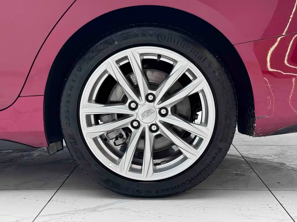 Cadillac CT4 — фото 5