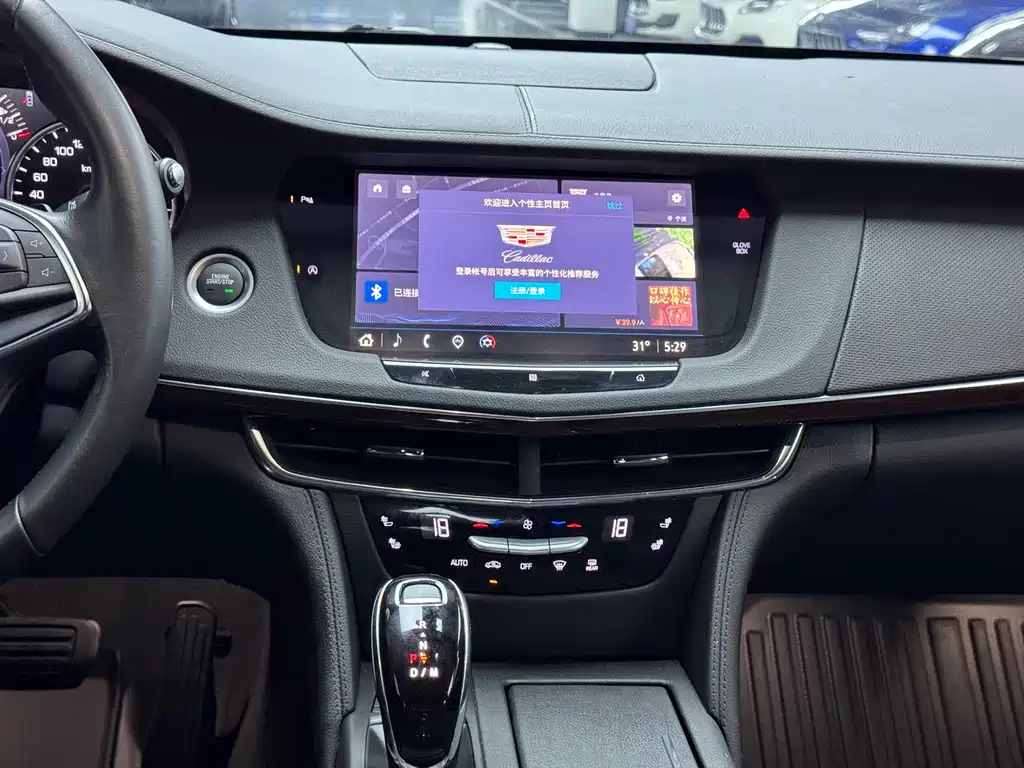 Cadillac CT6 — фото 15