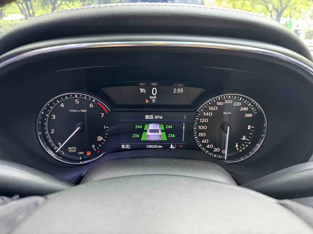 Cadillac CT5 — фото 15