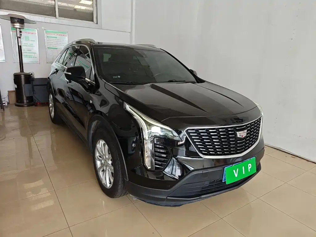 Cadillac XT4 — фото 4