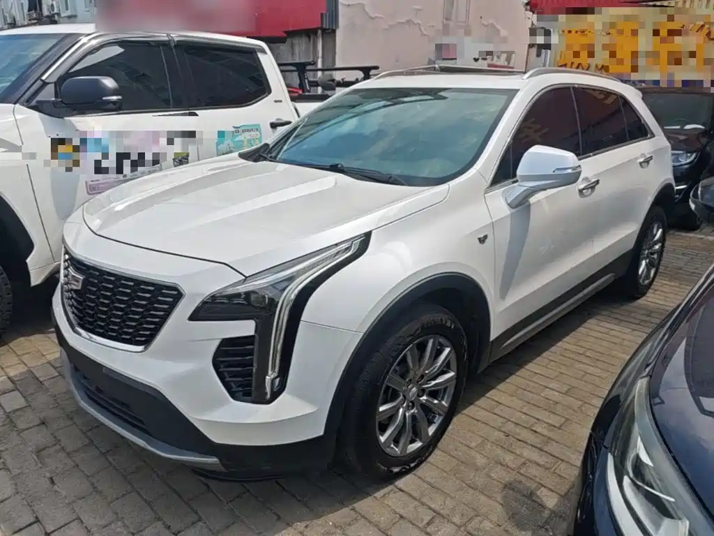 Cadillac XT4 — фото 2