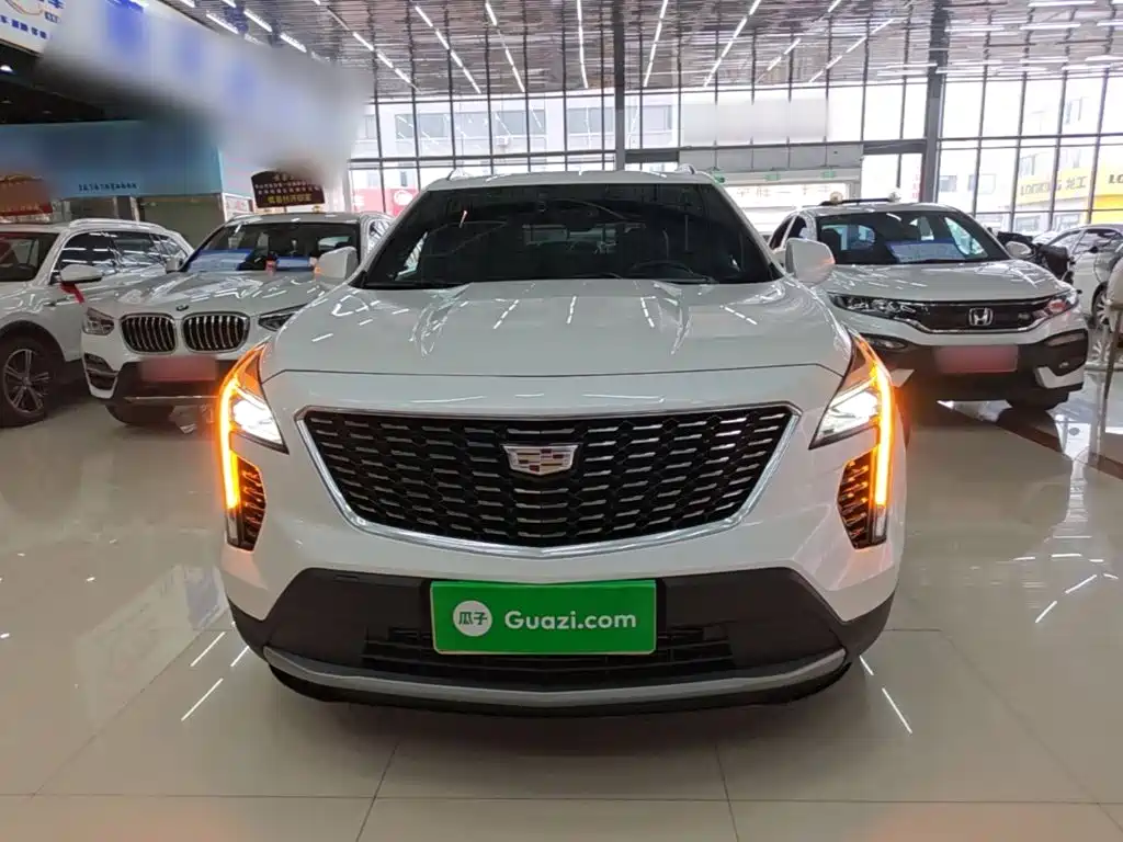 Cadillac XT4 — фото 3