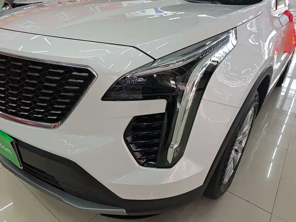 Cadillac XT4 — фото 24