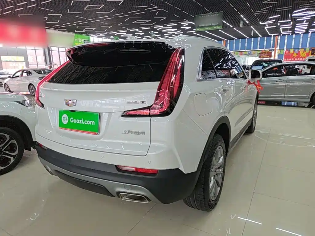 Cadillac XT4 — фото 7