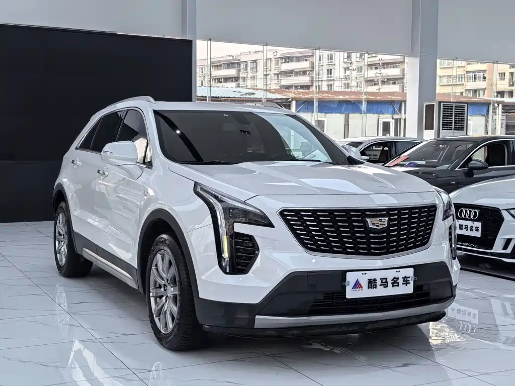 Cadillac XT4 — фото 3