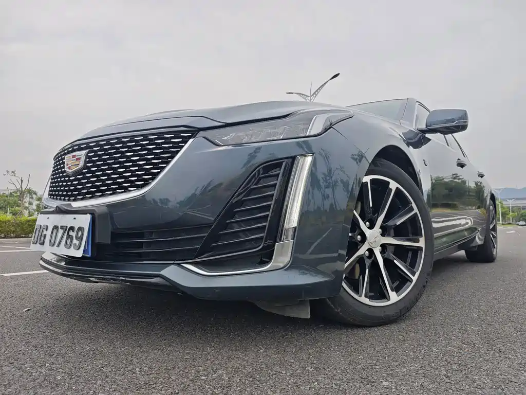 Cadillac CT5 — фото 6